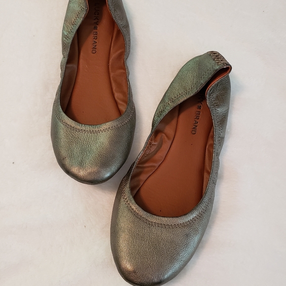 Lucky Brand Shoes - Good used condition Lucky Brand Emmie flats